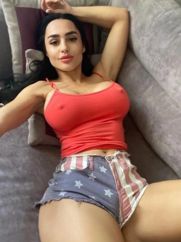 Эсмеральда - Фото 2